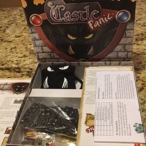 Castle Panic Board Game Excellent Condition Stop Trolls from razing your Castle